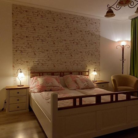 Kardos Apartman Debrecen Ngoại thất bức ảnh